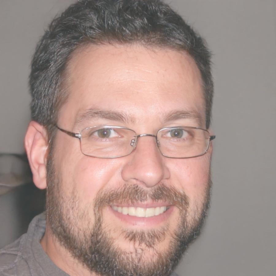 Porträt von Lennard Sievers